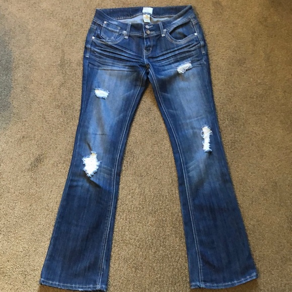 Arden B Distressed Jeans - Picture 1 of 15